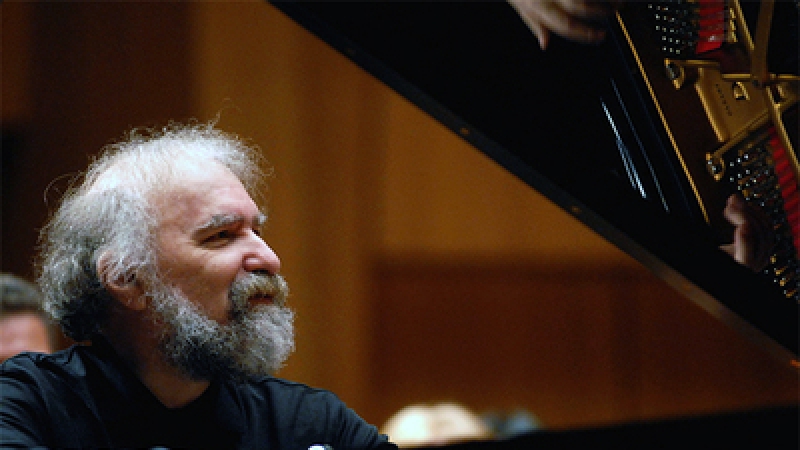 A murit unul dintre marii pianisti ai Romaniei: Radu Lupu